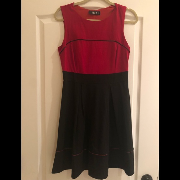 DRESS 👗 - Picture 1 of 4